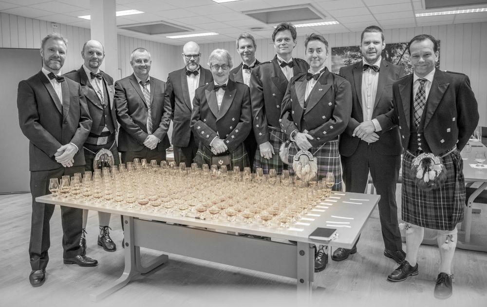 Sven Ingar - Terje - Glenn - David - Runar - Robert - Bjørn Erik - Sturla - Petter - Kim Thomas